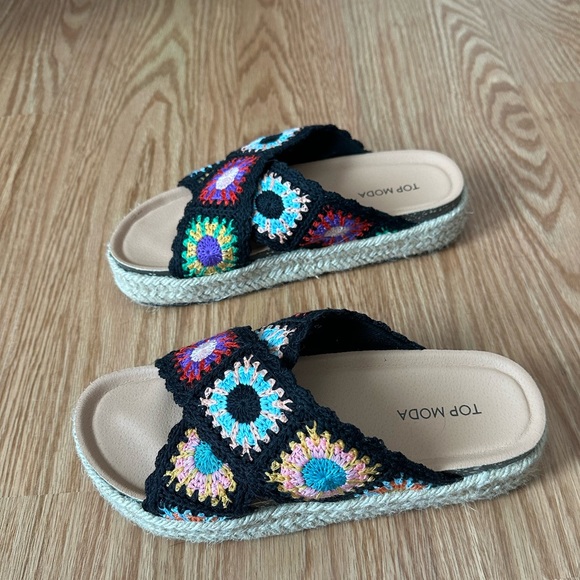 Black Crochet Sandals - Picture 4 of 9